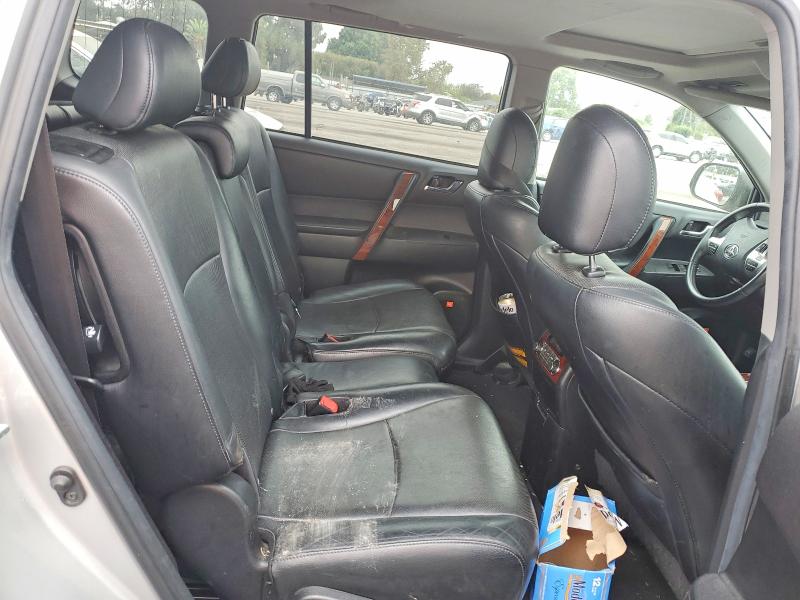 Photo 11 from auction – 2013 TOYOTA HIGHLANDER with VIN 5TDDK3EH8DS251475