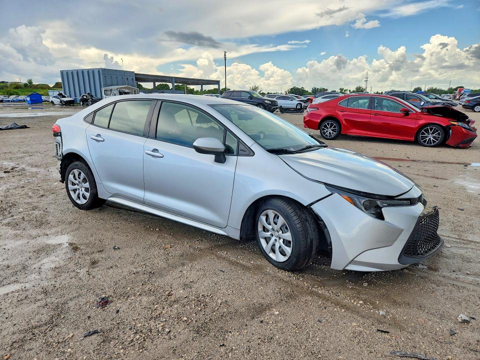 Photo 4 from auction – 2020 TOYOTA COROLLA with VIN JTDEPRAE9LJ086617