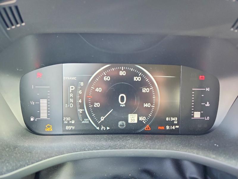 Photo 9 from auction – 2019 VOLVO XC60 with VIN LYV102RK7KB319566
