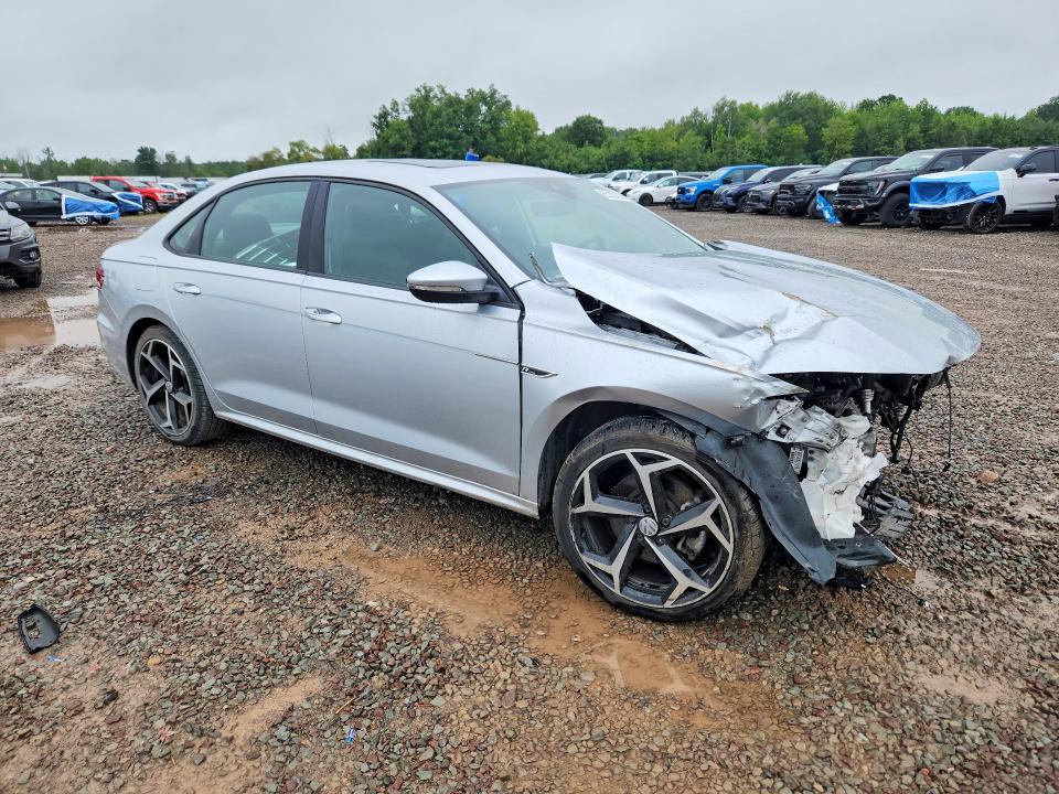 Photo 4 from auction – 2021 VOLKSWAGEN PASSAT with VIN 1VWMA7A39MC010737