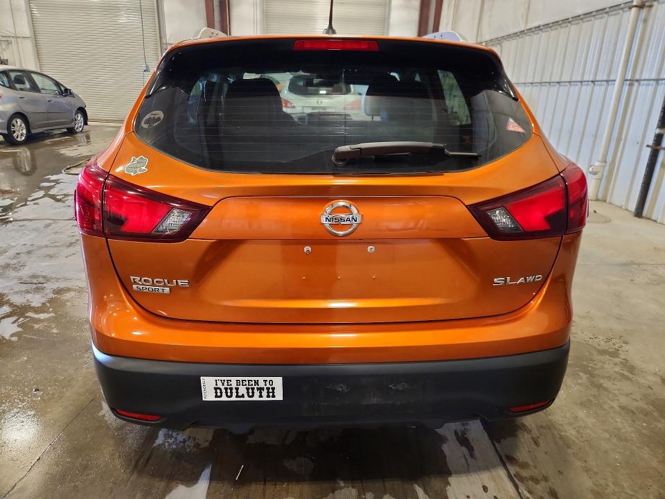 Снимка 6 от търг – 2017 NISSAN ROGUE SPORT с VIN JN1BJ1CRXHW128957