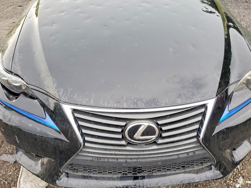 Photo 11 from auction – 2015 LEXUS IS with VIN JTHCF1D21F5018479