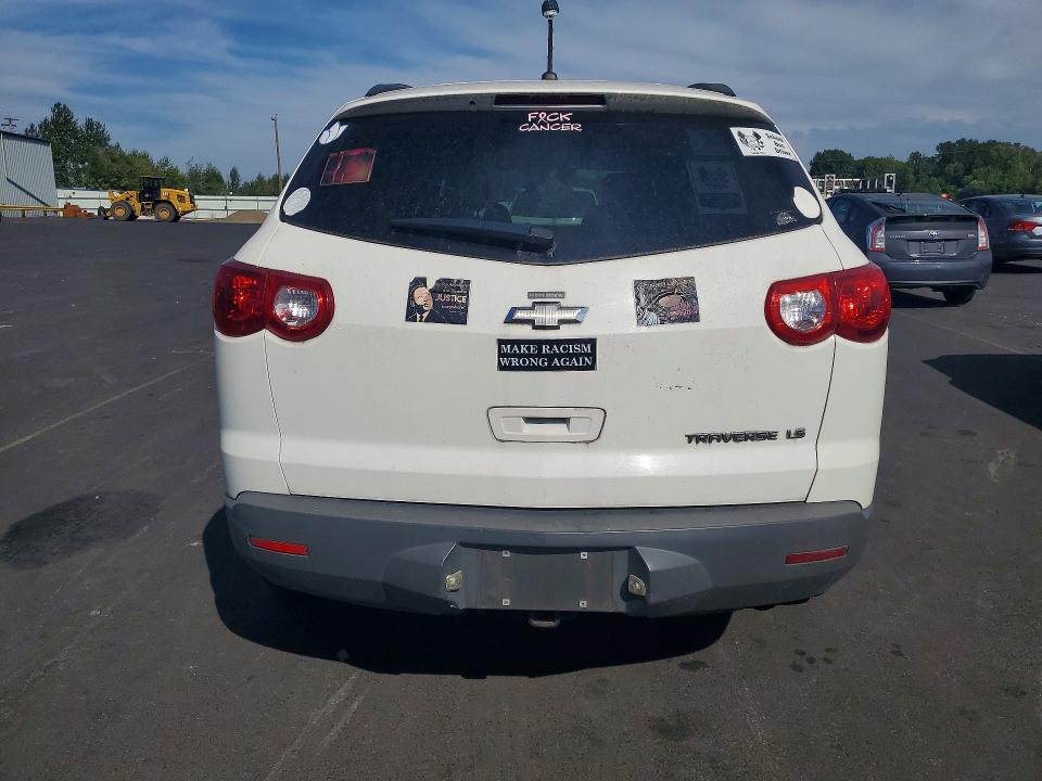Photo 6 from auction – 2012 CHEVROLET TRAVERSE with VIN 1GNKRFED2CJ423746