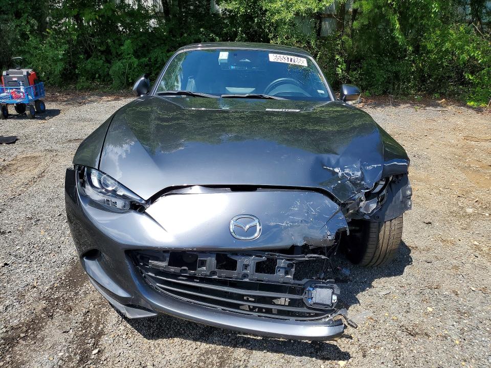 Photo 5 from auction – 2025 MAZDA MX-5 MIATA with VIN JM1NDAM70S0653227