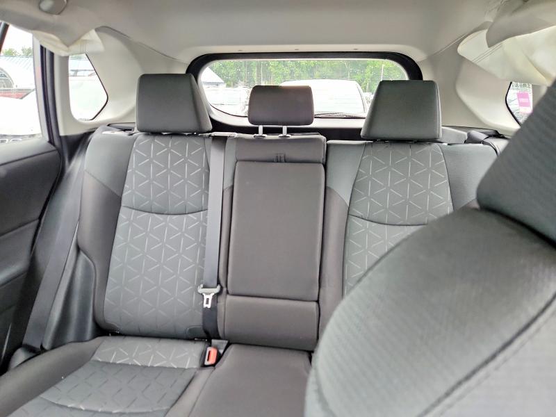 Photo 10 from auction – 2027 TOYOTA RAV4 with VIN 2T3P1RFV7RC449964