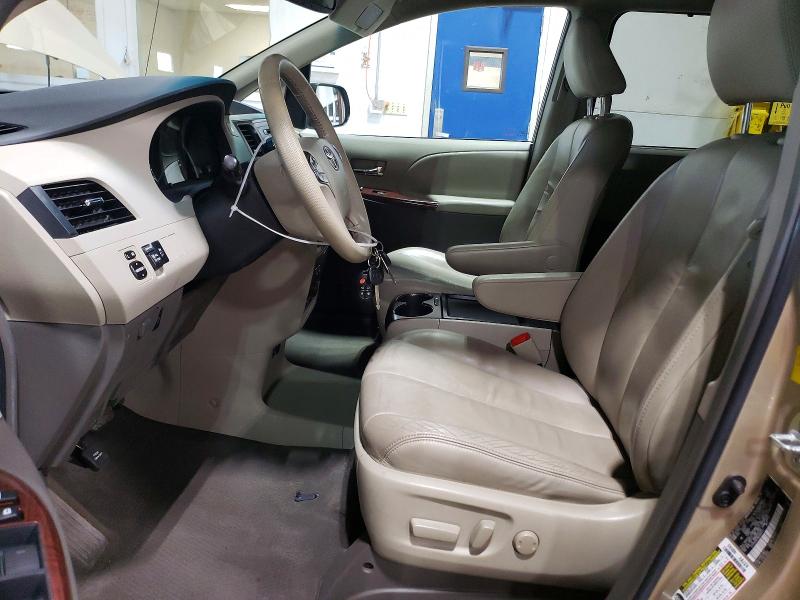 Photo 7 from auction – 2011 TOYOTA SIENNA with VIN 5TDYK3DC0BS066471