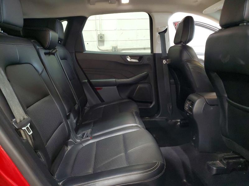 Photo 11 from auction – 2022 FORD ESCAPE with VIN 1FMCU9H95NUA80061
