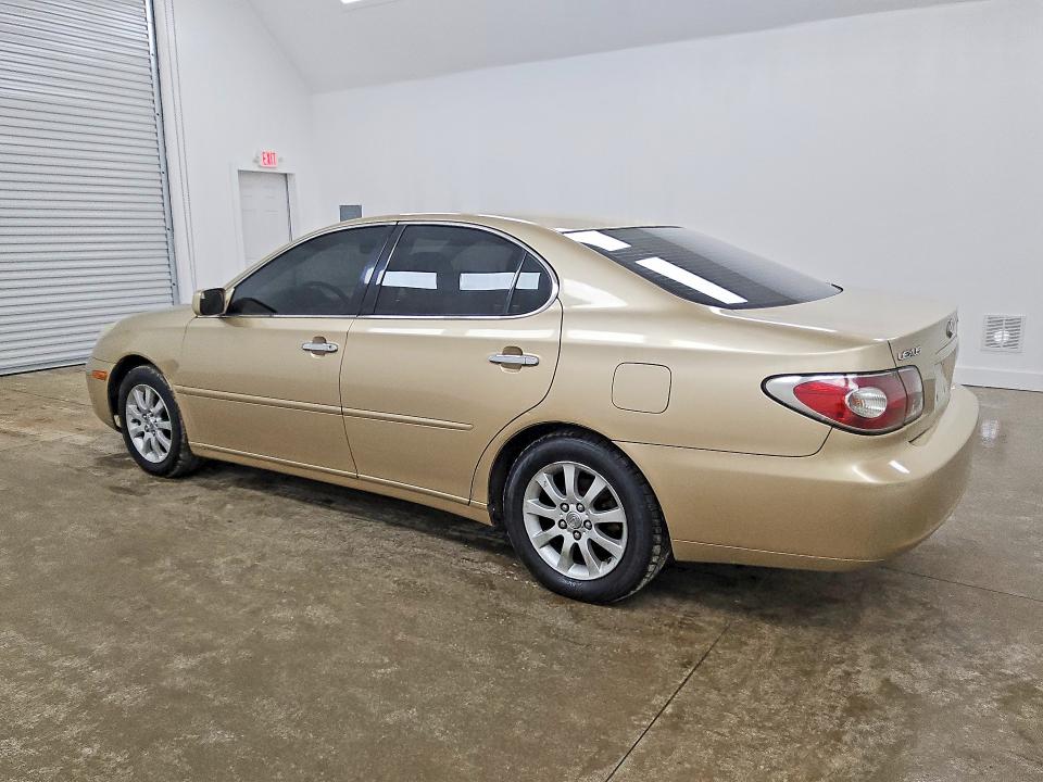 Photo 2 from auction – 2002 LEXUS ES with VIN JTHBF30G420049676
