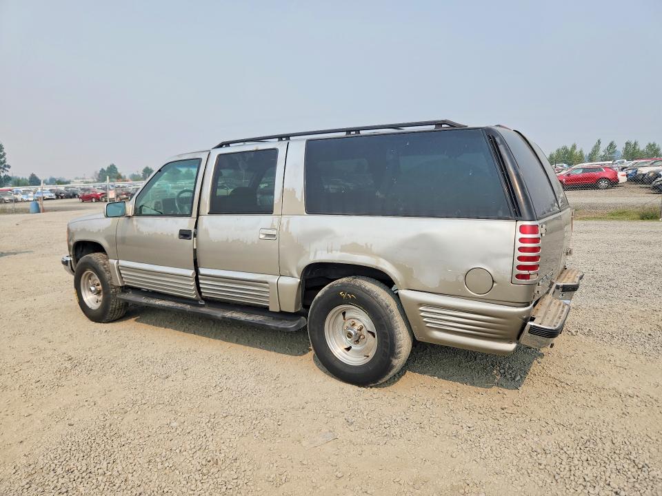 Снимка 2 от търг – 1998 GMC SUBURBAN с VIN 1GKFK16R1WJ705431