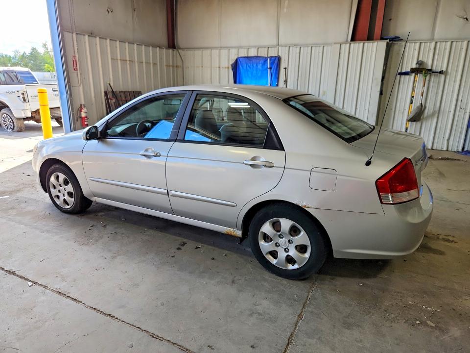 Photo 2 from auction – 2009 KIA SPECTRA with VIN KNAFE221X95620557