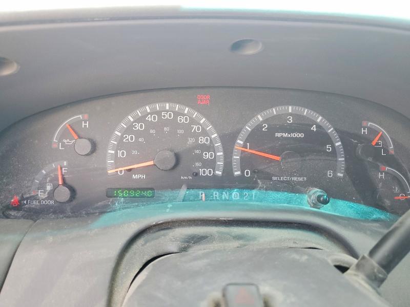 Photo 9 from auction – 2002 FORD F150 with VIN 1FTRW07L52KD61740