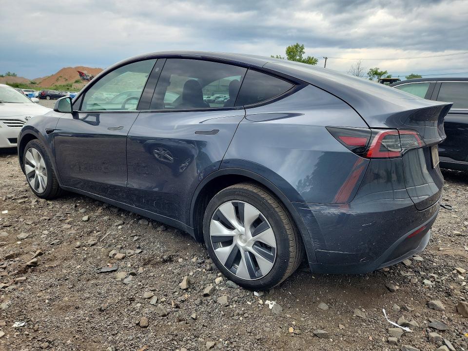 Zdjęcie 2 z aukcji – 2023 TESLA MODEL Y z VIN 7SAYGDEE8PA036377
