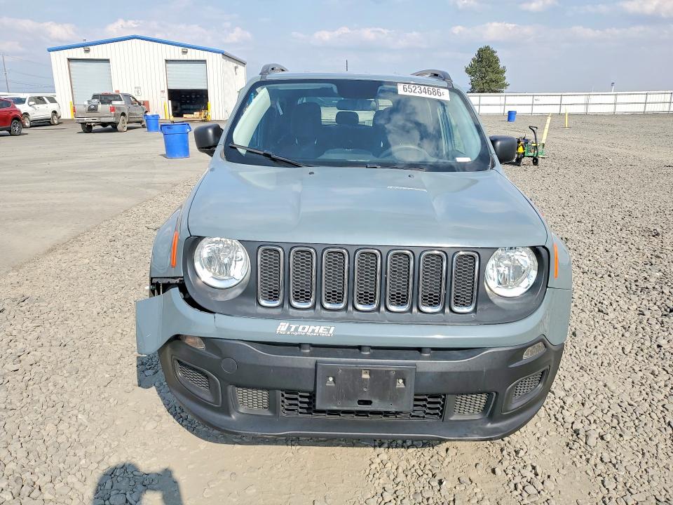 Photo 5 from auction – 2017 JEEP RENEGADE with VIN ZACCJBABXHPG38543