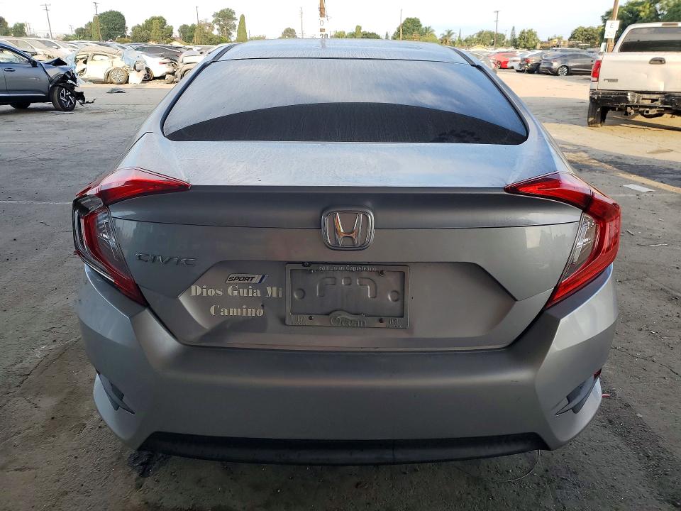 Photo 6 from auction – 2017 HONDA CIVIC with VIN 2HGFC2F56HH572571
