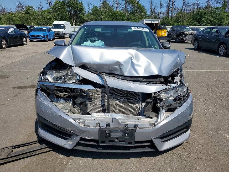 Photo 5 from auction – 2018 HONDA CIVIC with VIN 2HGFC2F75JH577865