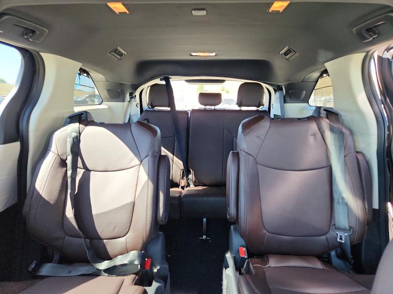 Photo 10 from auction – 2024 TOYOTA SIENNA with VIN 5TDESKFC3RS130670