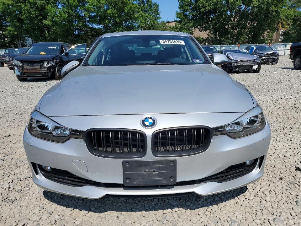 Photo 5 from auction – 2015 BMW 328 with VIN WBA3B5G5XFNS17974