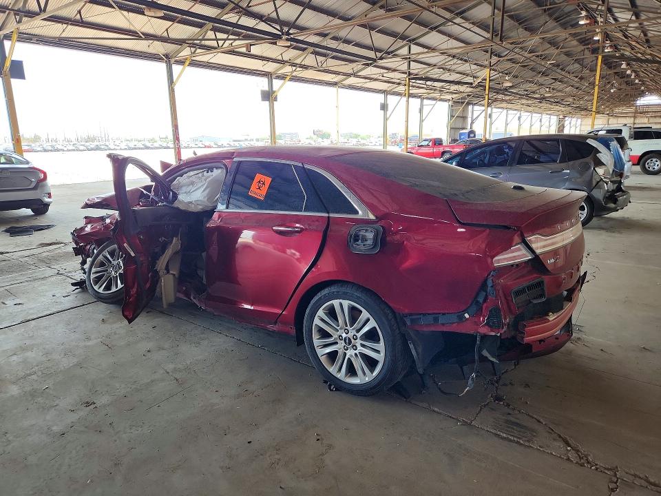 Photo 2 from auction – 2016 LINCOLN MKZ with VIN 3LN6L2GK9GR629248