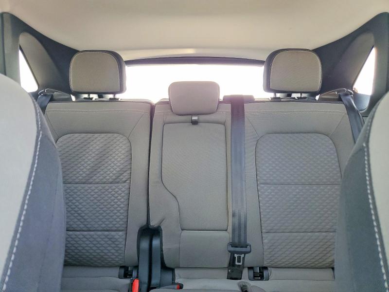 Photo 10 from auction – 2022 FORD ESCAPE with VIN 1FMCU0G68NUA09701