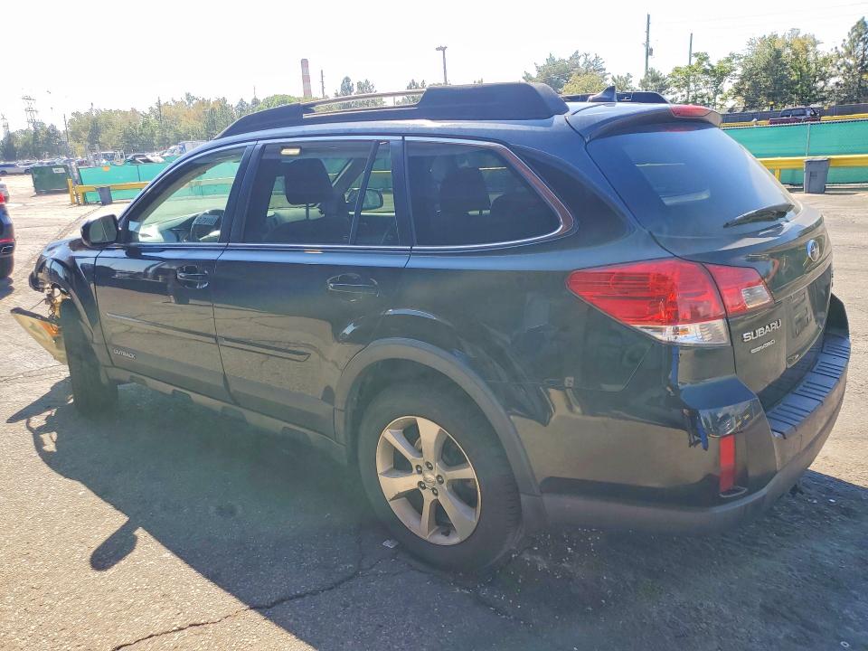 Photo 2 from auction – 2014 SUBARU OUTBACK with VIN 4S4BRDLC5E2322930