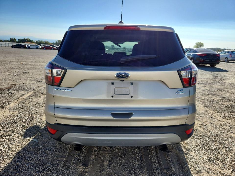 Foto 6 de la subasta – 2017 FORD ESCAPE con VIN 1FMCU0GD4HUB21916