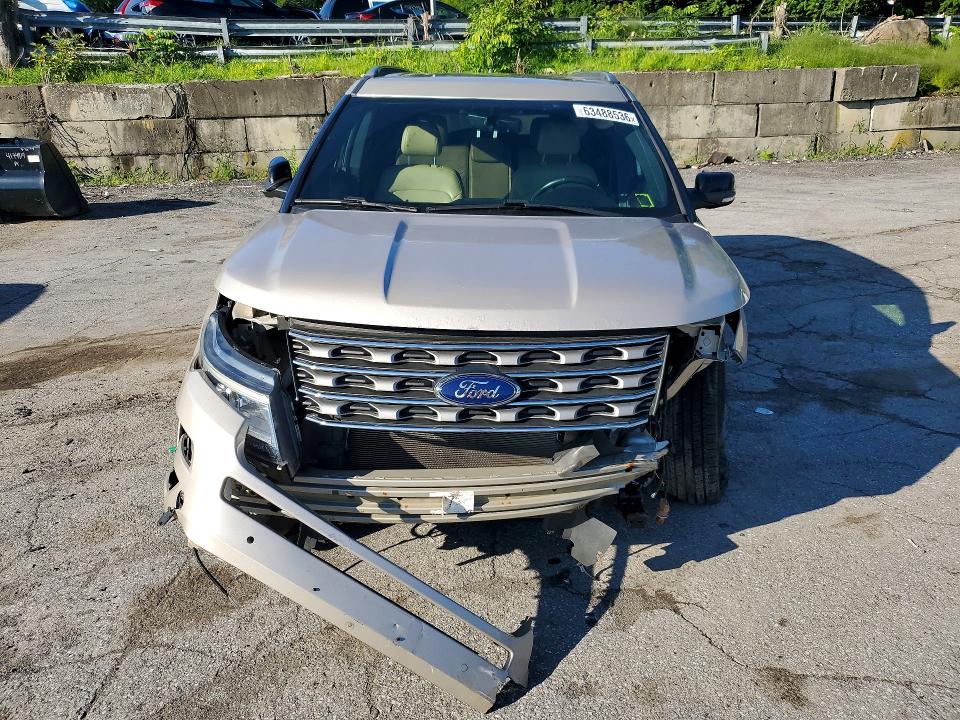Photo 5 from auction – 2017 FORD EXPLORER with VIN 1FM5K8D81HGD18139