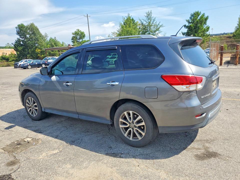 Photo 2 from auction – 2016 NISSAN PATHFINDER with VIN 5N1AR2MN4GC638641