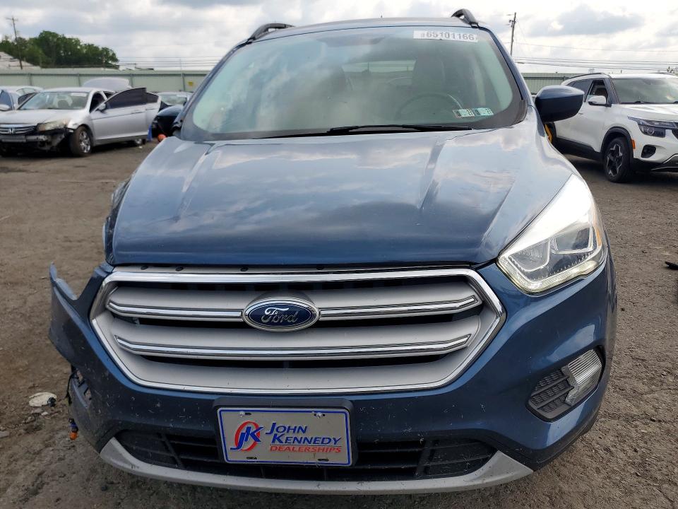 Photo 5 from auction – 2018 FORD ESCAPE with VIN 1FMCU9HD4JUA98601