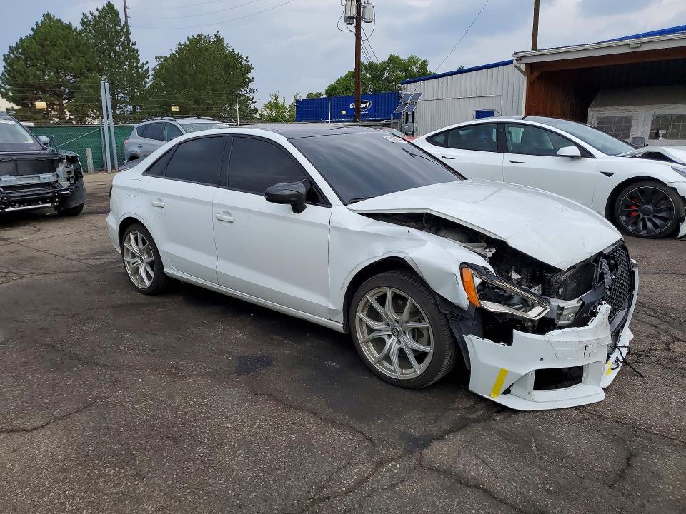 Photo 4 from auction – 2015 AUDI A3 with VIN WAUEFGFF0F1142888