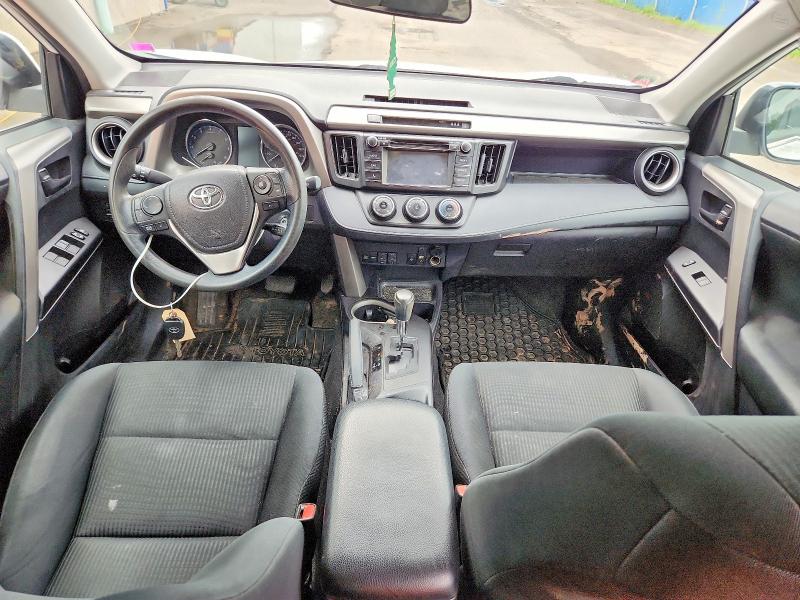 Photo 8 from auction – 2017 TOYOTA RAV4 with VIN 2T3BFREVXHW634570
