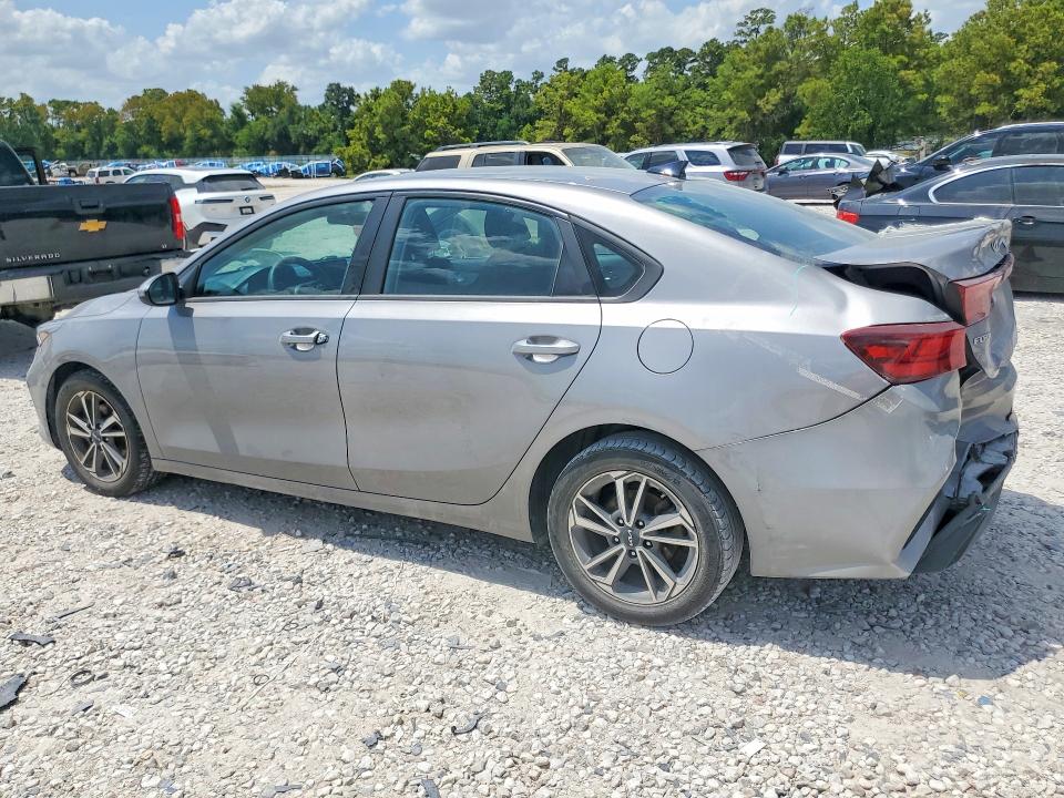Photo 2 from auction – 2023 KIA FORTE with VIN 3KPF24AD7PE528276