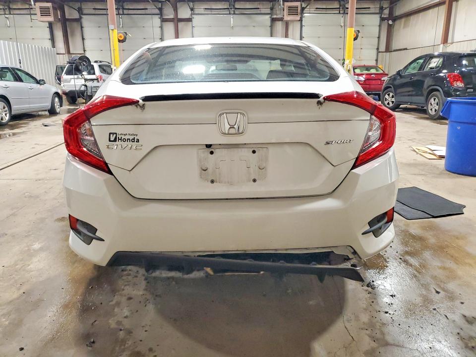 Photo 6 from auction – 2019 HONDA CIVIC with VIN 2HGFC2F82KH594150