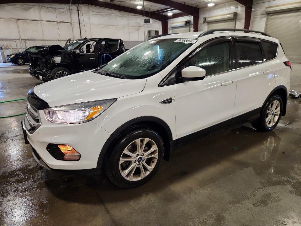 FORD ESCAPE 2018 с VIN 1FMCU9GD9JUC35579 - Фото с аукциона