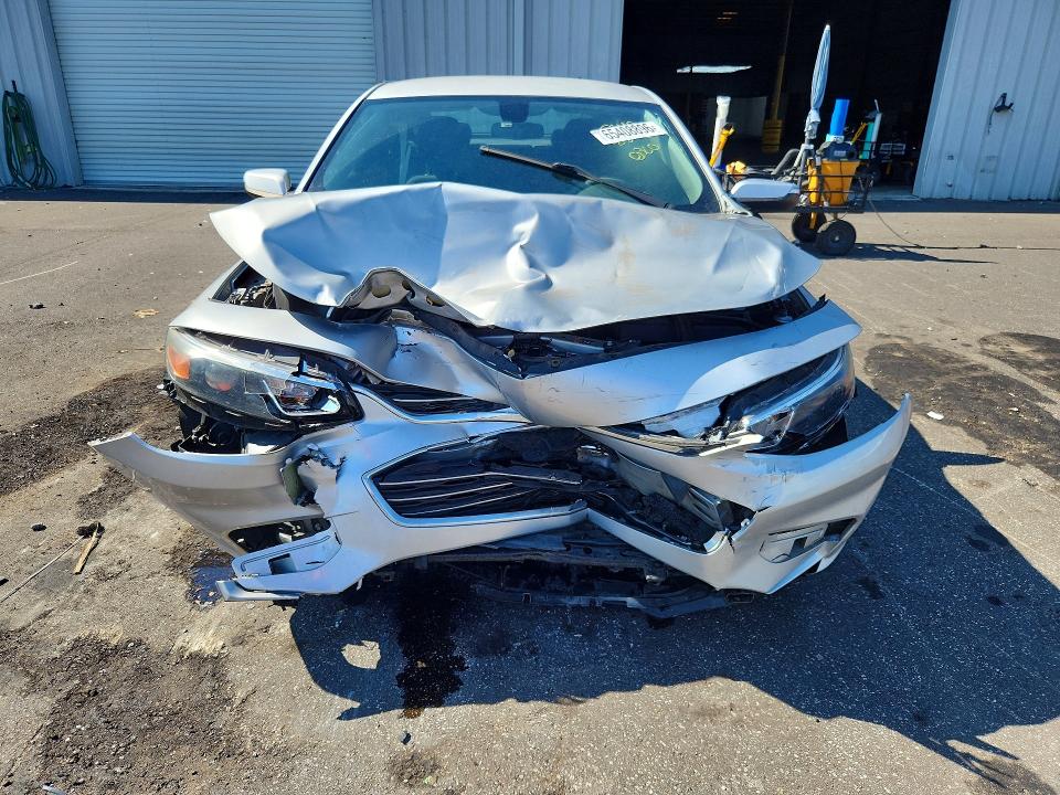 Photo 5 from auction – 2017 CHEVROLET MALIBU with VIN 1G1ZE5ST2HF209786