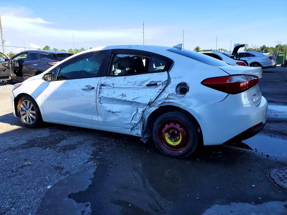 Photo 2 from auction – 2015 KIA FORTE with VIN KNAFX4A67F5382813