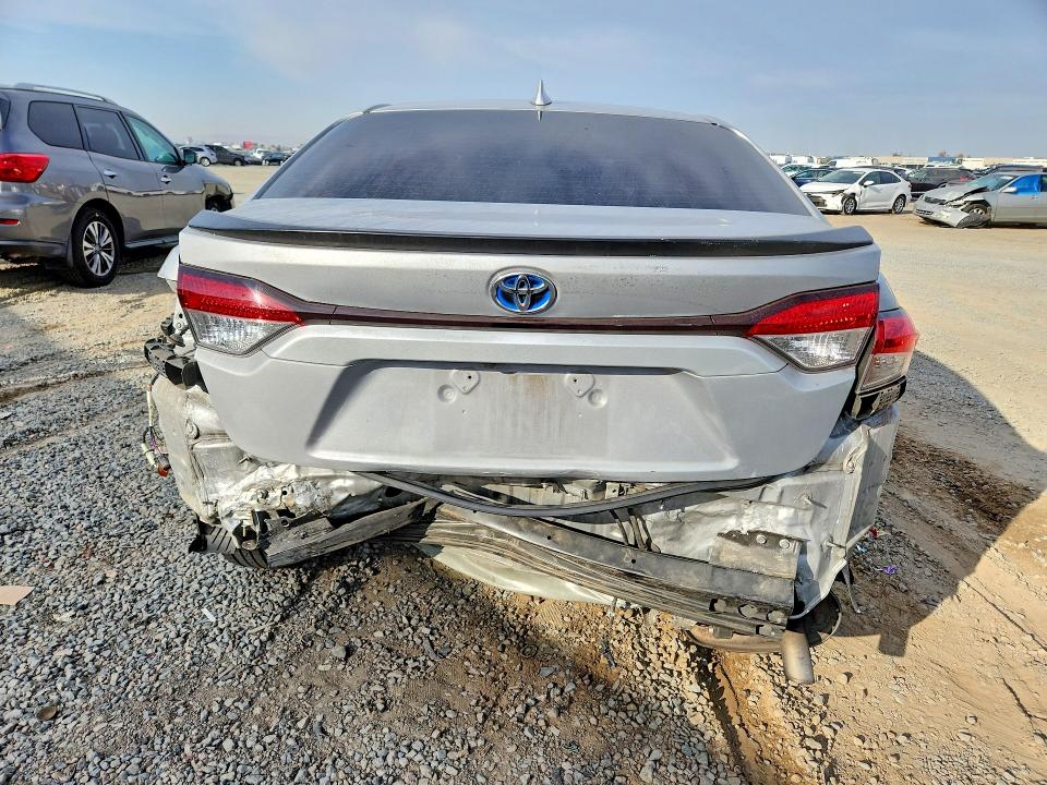 Photo 6 from auction – 2020 TOYOTA COROLLA with VIN JTDEBRBE2LJ011562
