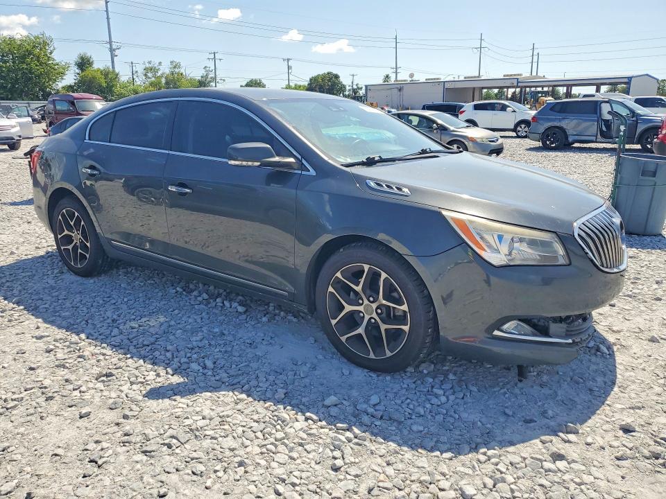 Photo 4 from auction – 2016 BUICK LACROSSE with VIN 1G4G45G39GF276423
