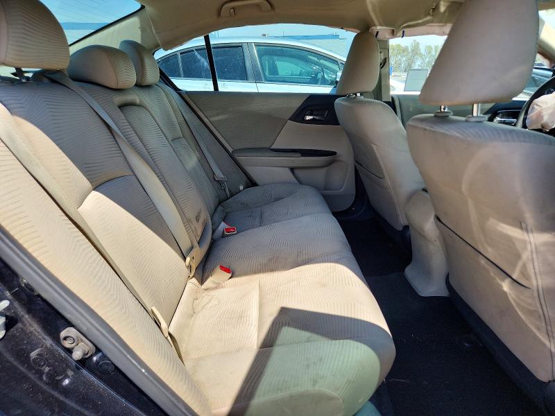 Photo 10 from auction – 2017 HONDA ACCORD with VIN 1HGCR2F36HA047573