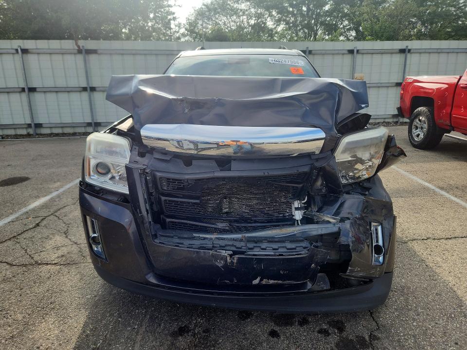 Photo 5 from auction – 2015 GMC TERRAIN with VIN 2GKALREK3F6313235