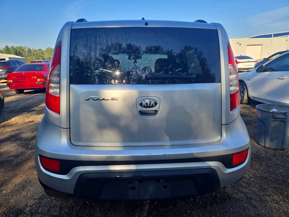 Photo 6 from auction – 2013 KIA SOUL with VIN KNDJT2A6XD7574306