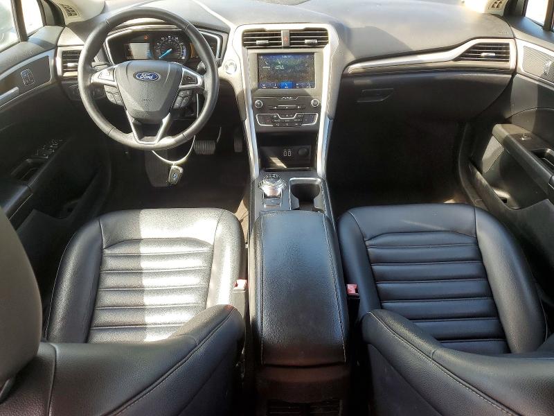Zdjęcie 8 z aukcji – 2020 FORD FUSION z VIN 3FA6P0CD0LR196617