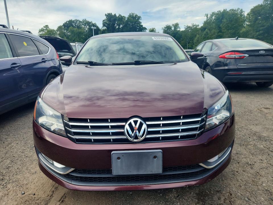 Photo 5 from auction – 2013 VOLKSWAGEN PASSAT with VIN 1VWCN7A33DC093307