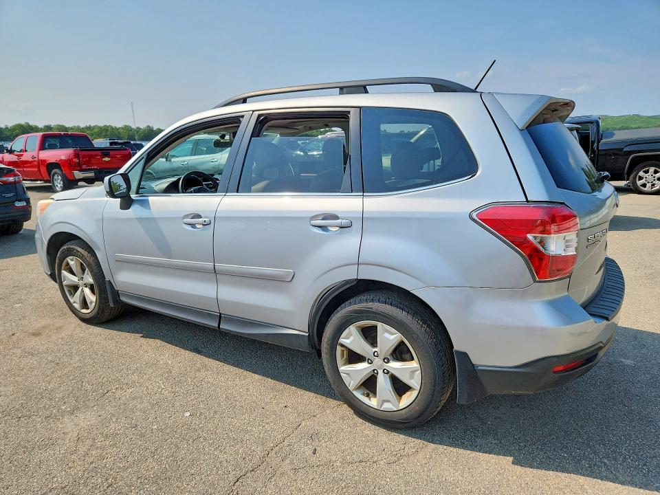 Photo 2 from auction – 2015 SUBARU FORESTER with VIN JF2SJAHC5FH568945