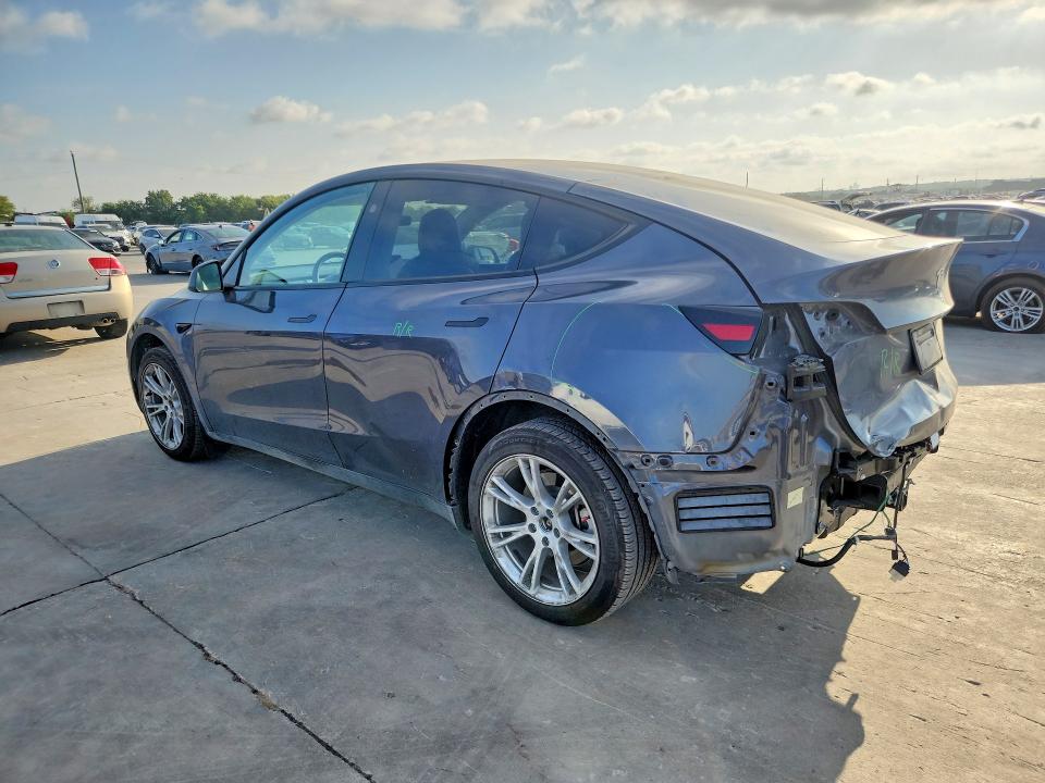 Photo 2 from auction – 2023 TESLA MODEL Y with VIN 7SAYGDEE8PF868725