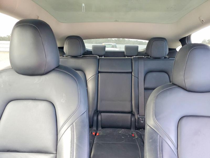 Photo 10 from auction – 2021 TESLA MODEL Y with VIN 5YJYGAEE2MF297479