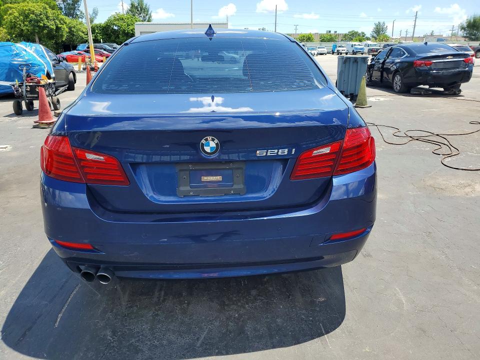 Photo 6 from auction – 2016 BMW 528 with VIN WBA5A5C53GG347893