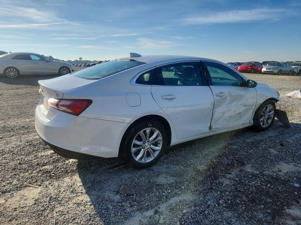 Photo 3 from auction – 2019 CHEVROLET MALIBU with VIN 1G1ZD5ST2KF172782