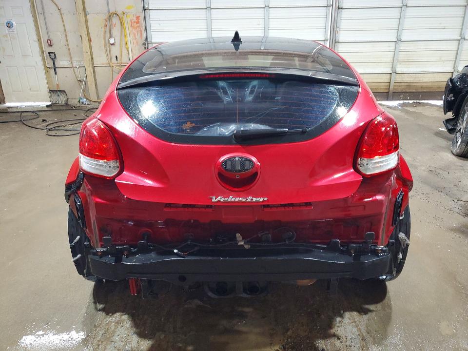 Photo 6 from auction – 2017 HYUNDAI VELOSTER with VIN KMHTC6AD0HU321092
