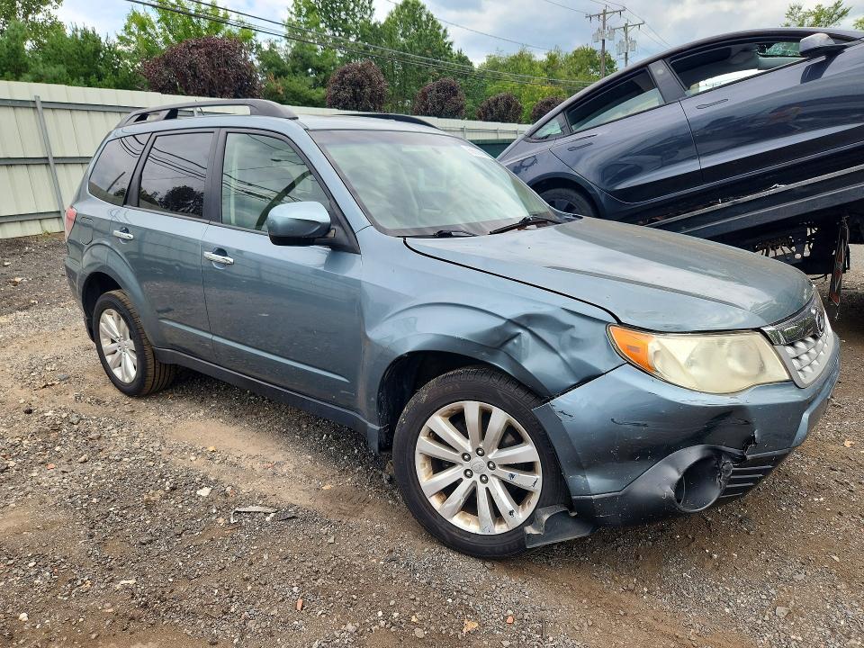 Photo 4 from auction – 2012 SUBARU FORESTER with VIN JF2SHADC7CH465197