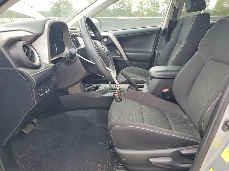 Photo 7 from auction – 2018 TOYOTA RAV4 with VIN 2T3WFREV7JW433216